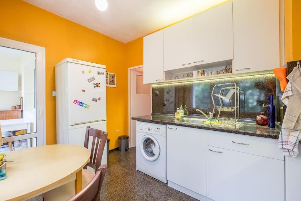 Beautiful Flat In Central Location By Flat Mаnager Sofia Exterior foto